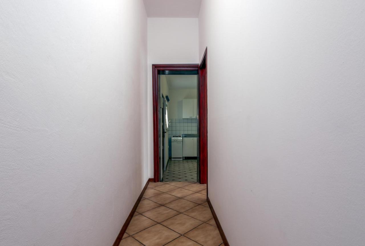 Family Friendly Apartments With A Swimming Pool Valbandon, Fazana - 2201 스틴잔 외부 사진