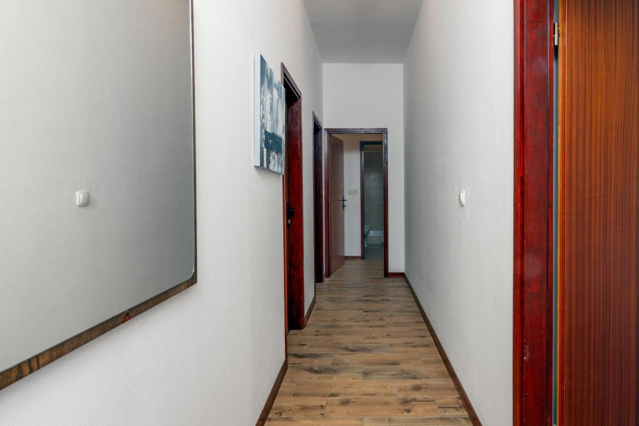 Family Friendly Apartments With A Swimming Pool Valbandon, Fazana - 2201 스틴잔 외부 사진